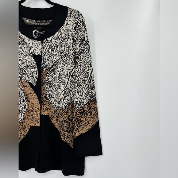 Nic + Zoe Santana Cardigan Sweater Jacket Leafs Metal Clasp Printed Size Medium - Picture 5 of 11